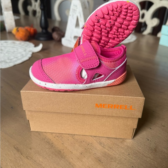 Merrell Kids' Pink Bare Steps Shoes - Picture 1 of 8